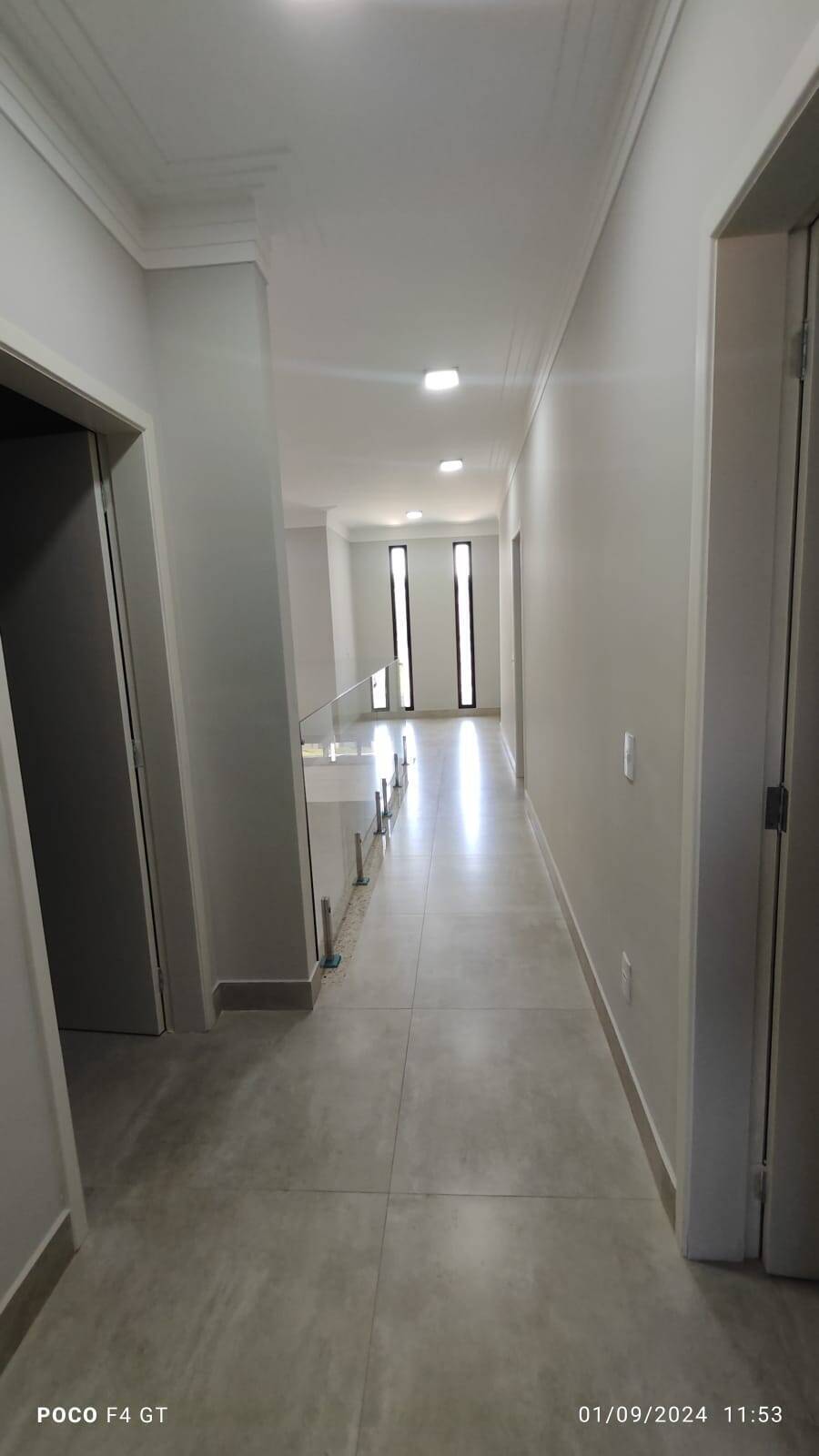 Casa de Condomínio à venda com 3 quartos, 240m² - Foto 11