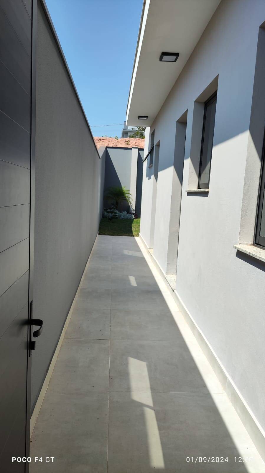 Casa de Condomínio à venda com 3 quartos, 240m² - Foto 24