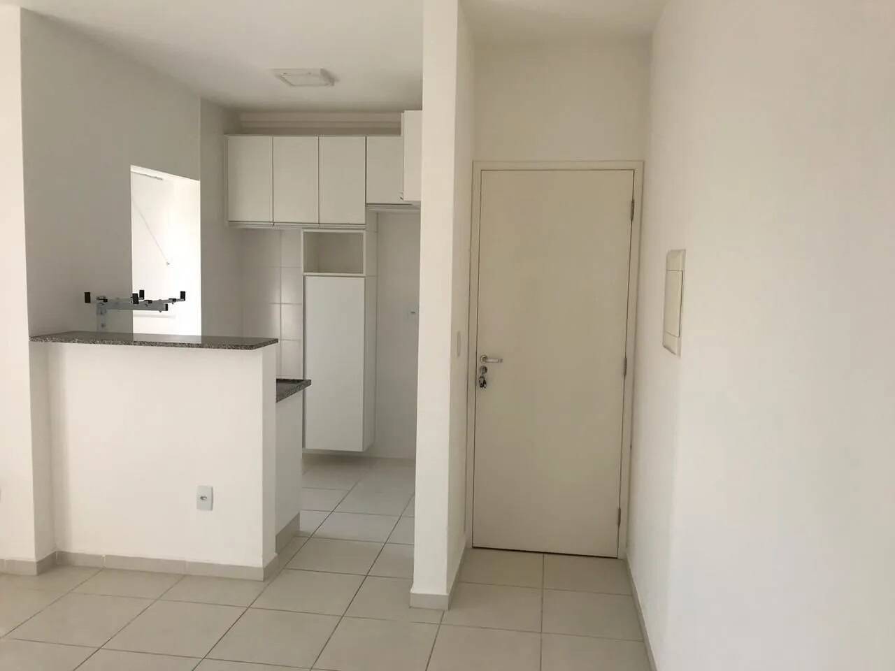 Apartamento à venda com 2 quartos, 60m² - Foto 1