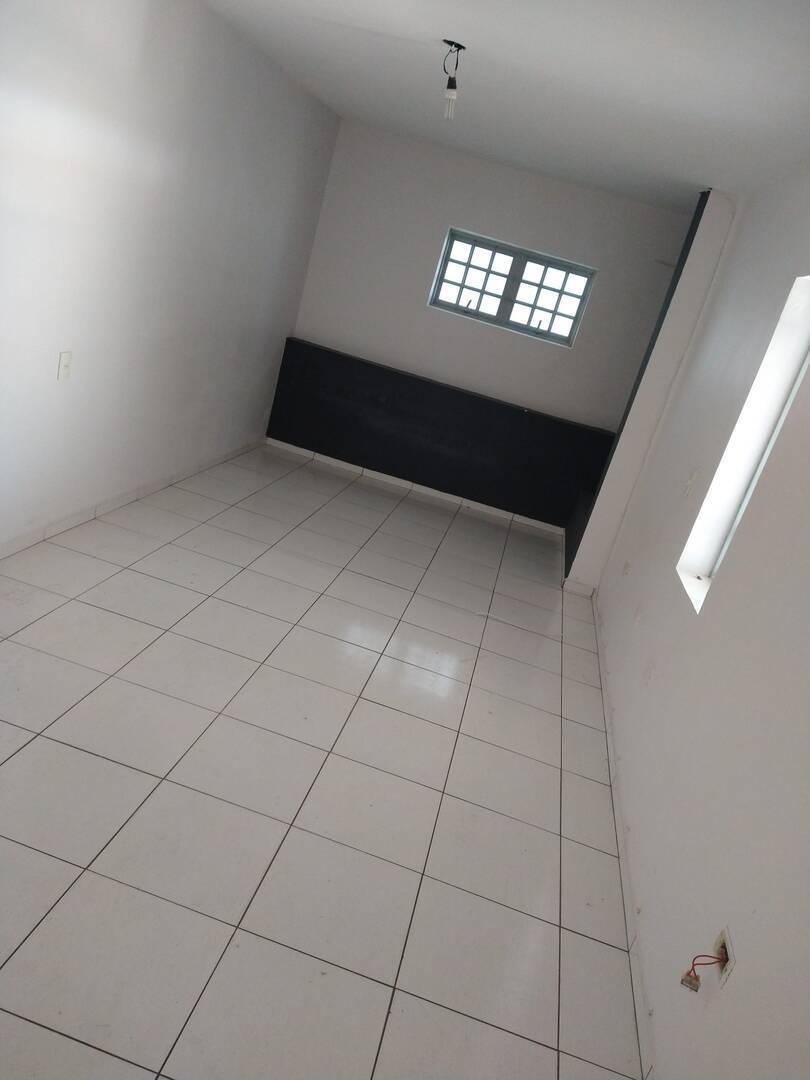 Casa à venda com 3 quartos, 195m² - Foto 14