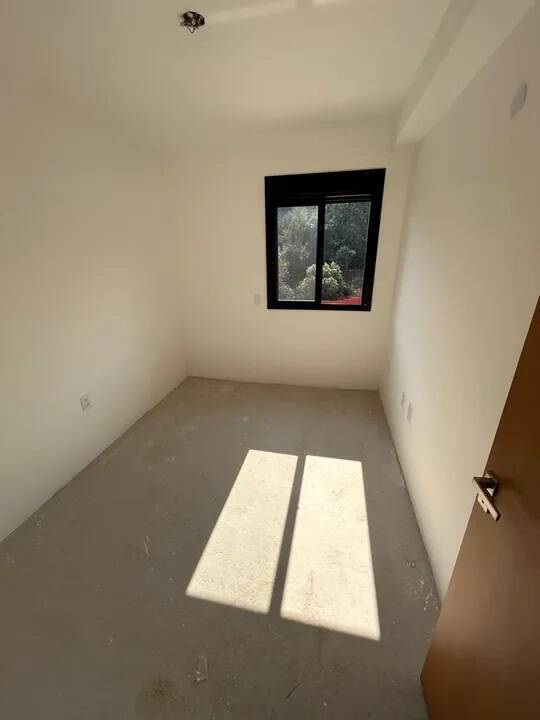 Apartamento à venda com 3 quartos, 95m² - Foto 6