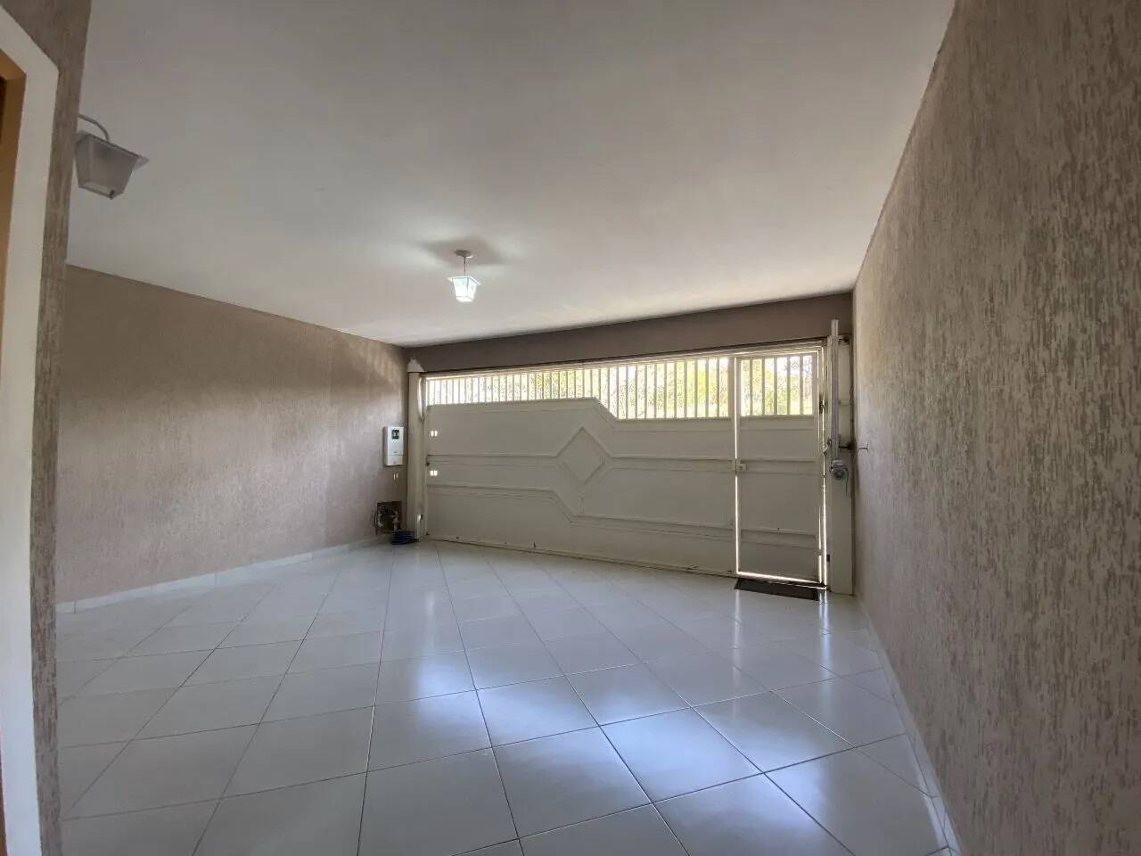 Casa à venda com 3 quartos, 210m² - Foto 16