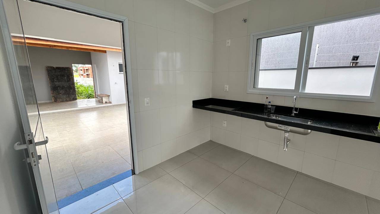 Casa à venda com 3 quartos, 164m² - Foto 15