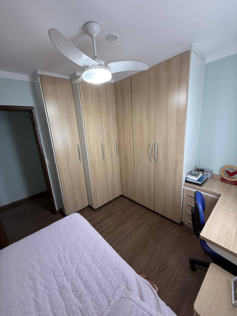 Apartamento à venda com 3 quartos, 80m² - Foto 11