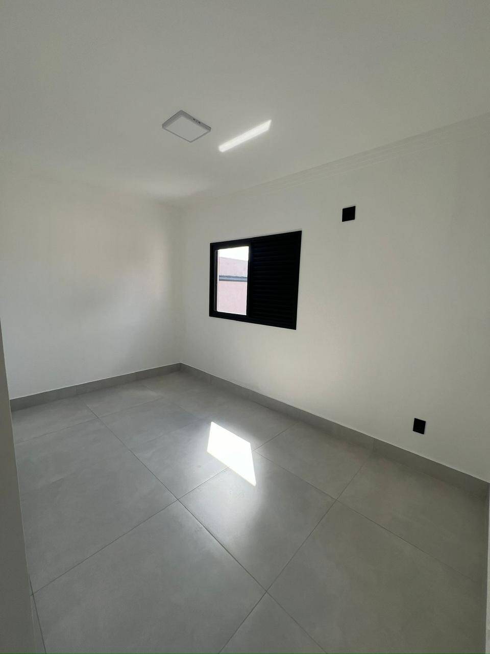 Casa à venda com 3 quartos, 96m² - Foto 15