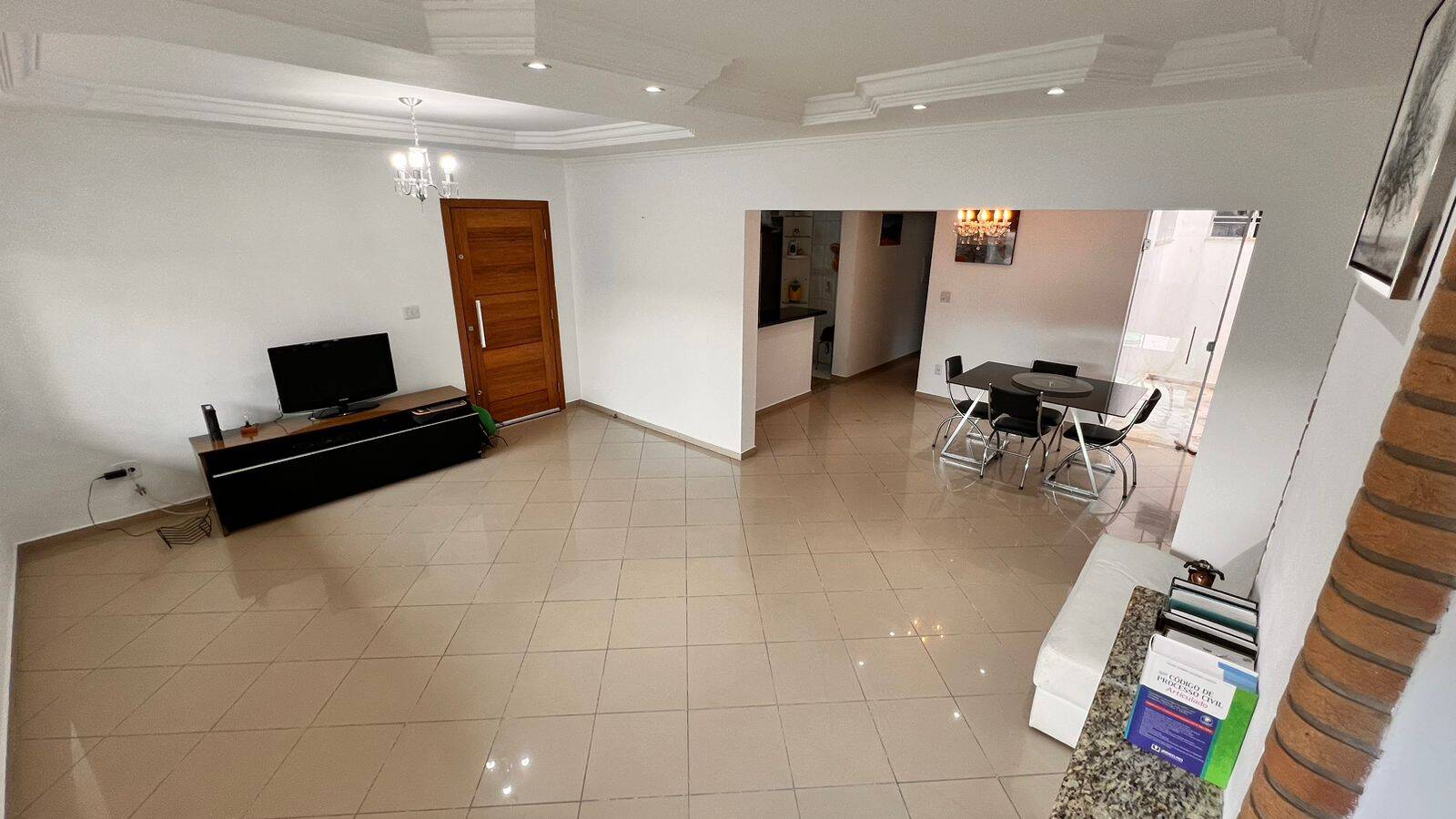 Casa à venda e aluguel com 3 quartos, 320m² - Foto 7