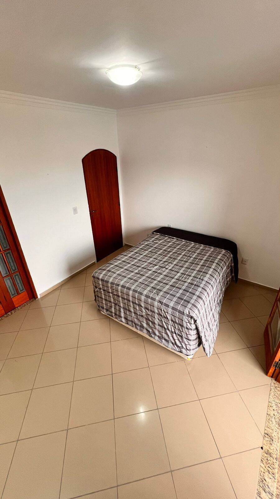 Casa à venda e aluguel com 3 quartos, 320m² - Foto 10