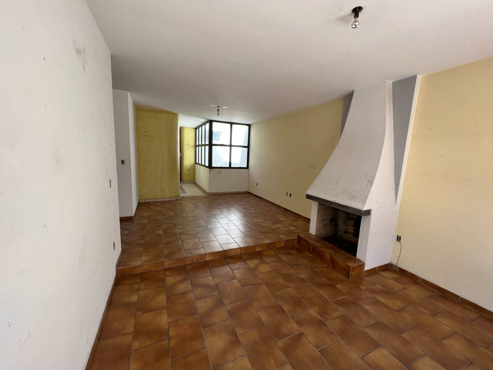 Casa à venda com 3 quartos, 253m² - Foto 4