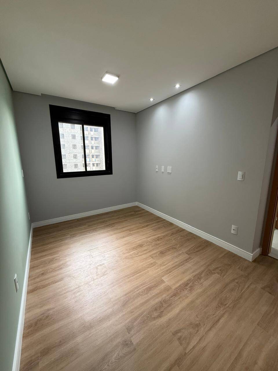 Apartamento à venda com 2 quartos, 69m² - Foto 8