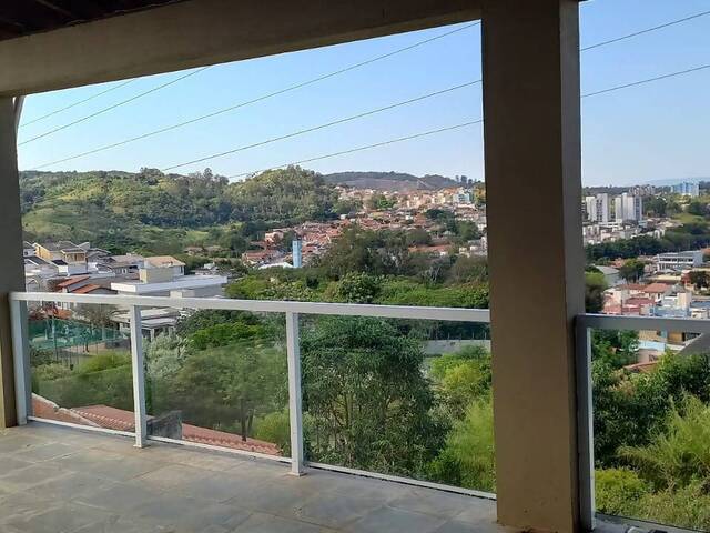 Casa Sobrado para Venda em Valinhos - 1